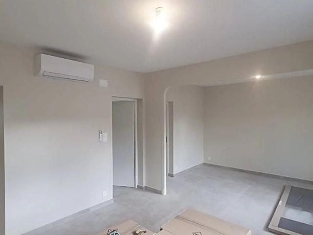 Appartement de 2 chambres de luxe en vente à Antibes, France