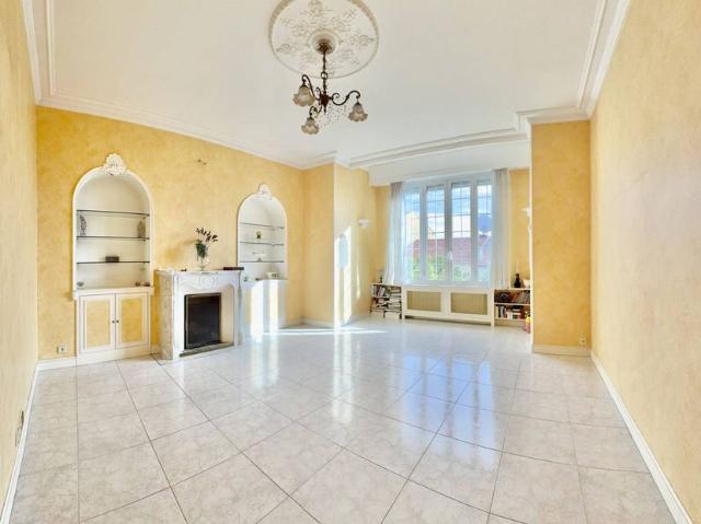 Appartement de 2 chambres de luxe en vente à Beausoleil, Provence Alpes Côte d'Azur