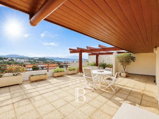 Appartement de 2 chambres de luxe en vente à Biarritz, France