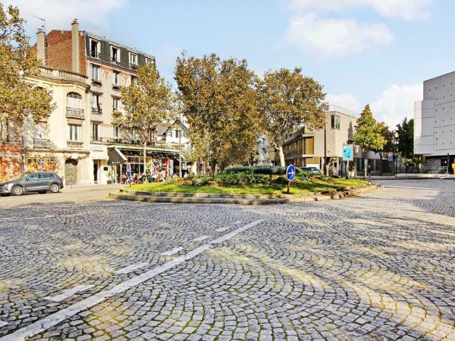 Appartement de 2 chambres de luxe en vente à Buttes Chaumont, Villette, Bas Belleville, France