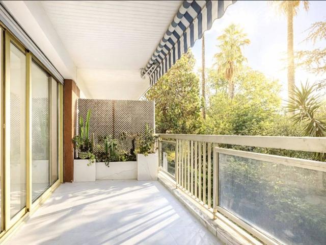 Appartement de luxe 2 chambres en vente à Cannes, Provence Alpes Côte d'Azur