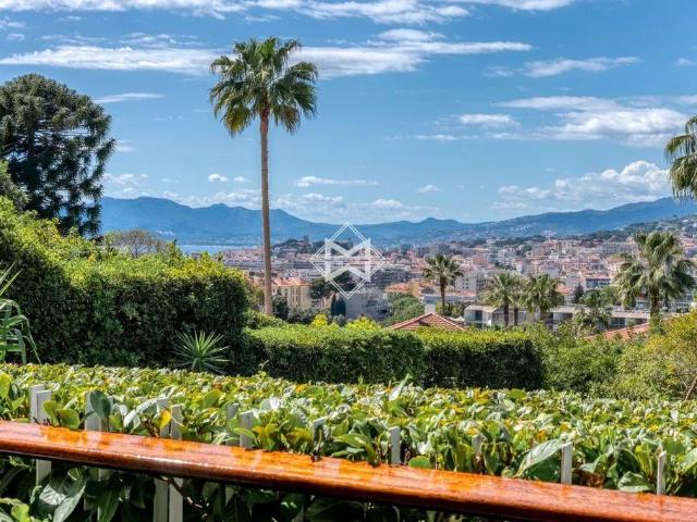 Appartement de luxe de 2 chambres en vente à Cannes, France