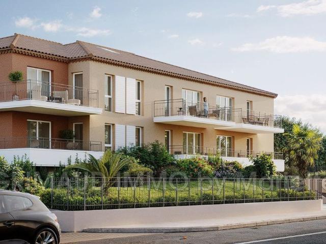 Appartement de 2 chambres de luxe en vente à Cogolin, Provence Alpes Côte d'Azur
