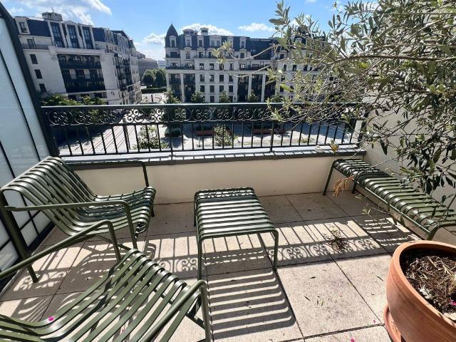 Appartement de 2 chambres de luxe en vente à Clamart, Île de France