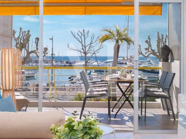 Appartement de luxe de 2 chambres en vente à Golfe Juan, France