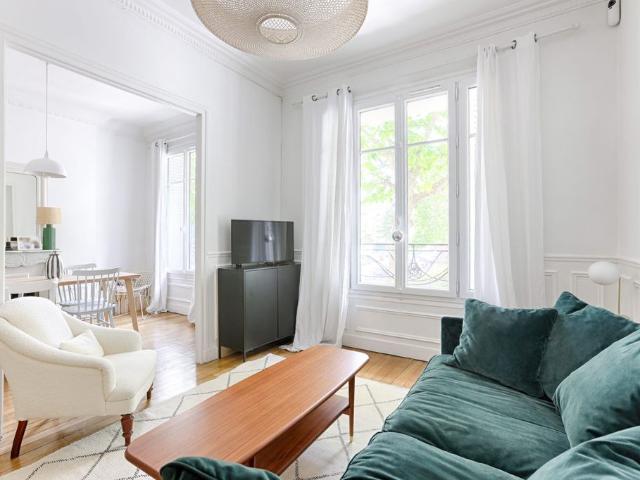 Appartement de 2 chambres de luxe en vente à La Garenne Colombes, France