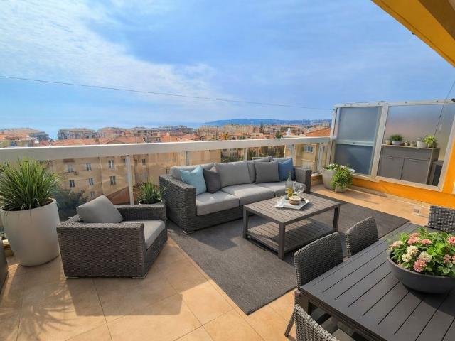 Appartement de 2 chambres de luxe en vente à Menton, France