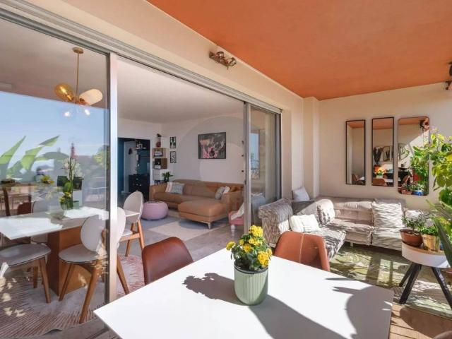 Appartement de 2 chambres de luxe en vente à Menton, France