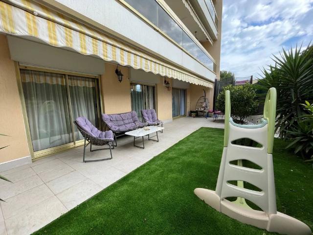 Appartement de 2 chambres de luxe en vente à Nice, France