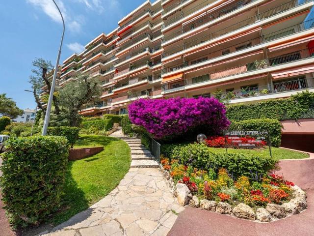 Appartement de 2 chambres de luxe en vente à Nice, France