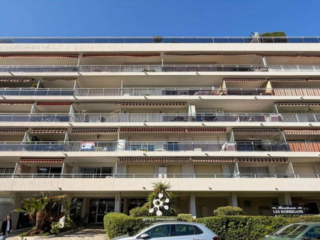 Appartement de 2 chambres de luxe en vente à Saint Laurent du Var, France