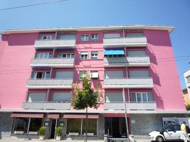 Appartement de 2 pces avec balcon à Lausanne