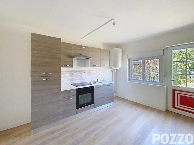Appartement de 2 pièces 55 m² en location à VIRE
