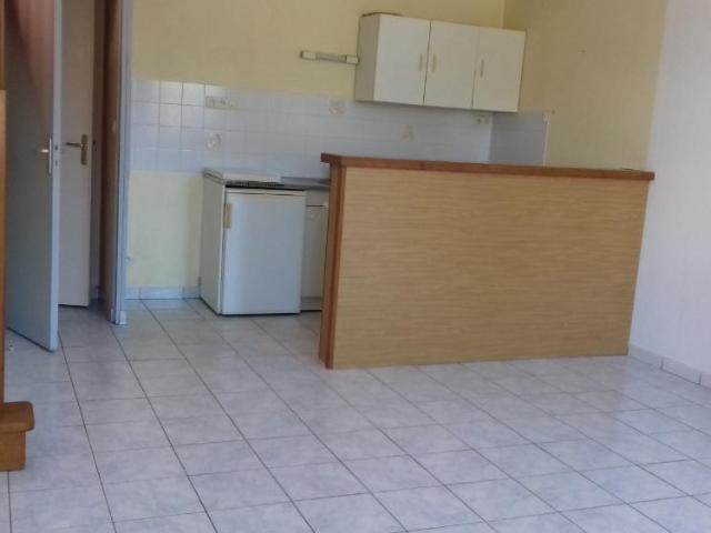 Appartement de 2 pièces à louer à Bazougers
