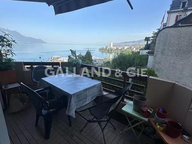 Appartement de 2 pièces au 2ème étage avec vue sur le lac