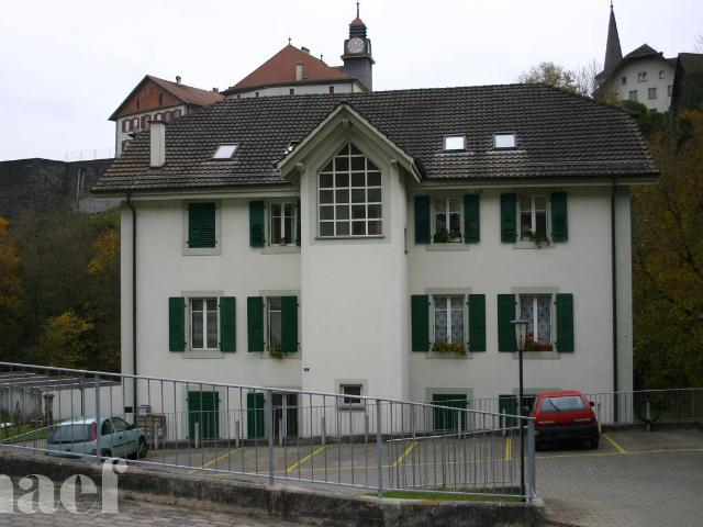 Appartement de 2 pièces au rez