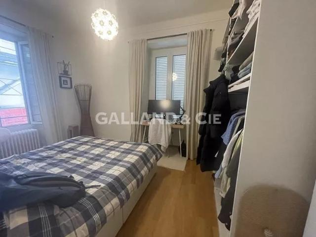 Appartement de 2 ½ pièces au rez de chaussée supérieur avec terrasse