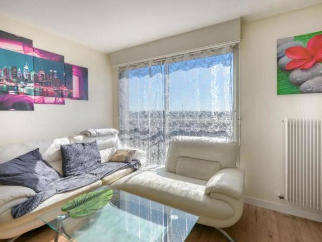 T2 48 m² dernier étage à Joué lès Tours, loué