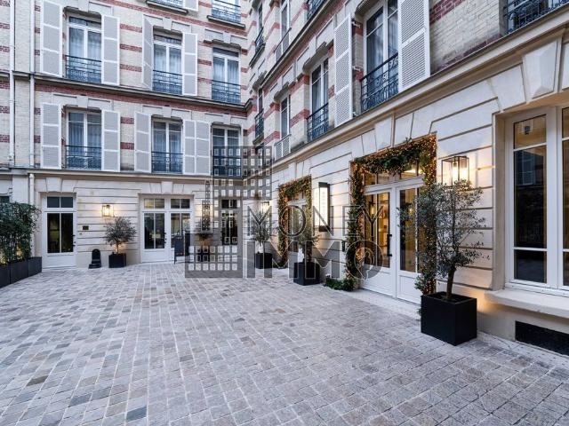 Appartement de 2 pièces de luxe en location à Champs Elysées, Madeleine, Triangle d’or, Paris, Île de France