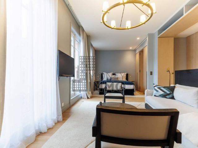 Appartement de 2 pièces de luxe en location à Champs Elysées, Madeleine, Triangle d’or, Paris, Île de France
