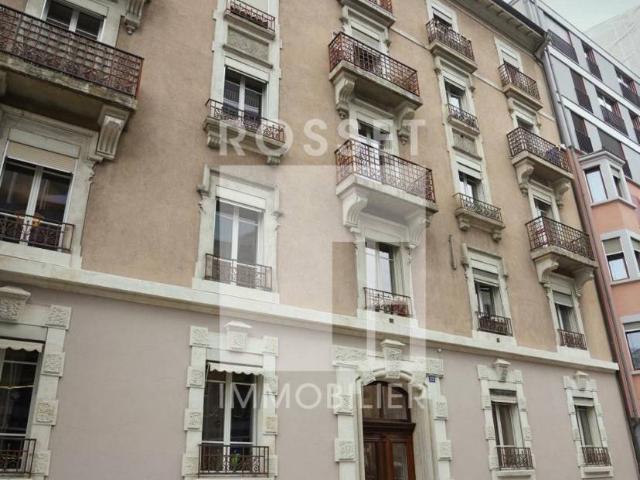 Appartement de 2.5 pièces au 1er étage