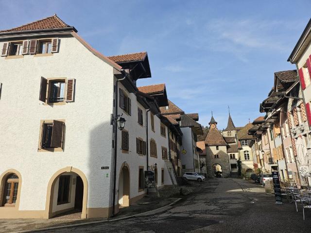 Appartement de 2.5 pièces au 4ème étage