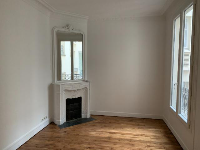 Appartement de 33 m² Convention Vaugirard, Paris