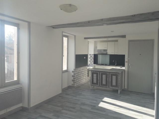 Appartement de 39m2 à louer sur Gy l'Évêque