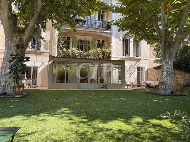 Appartement de 3 chambres de luxe en vente à Aix en Provence, France