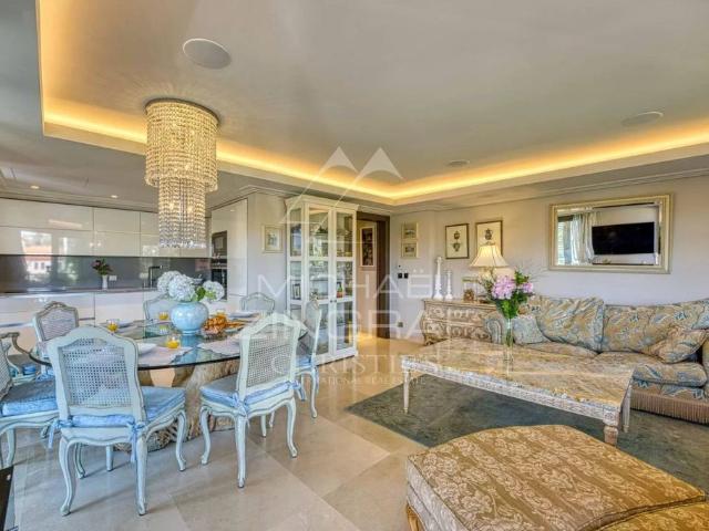 Appartement de 3 chambres de luxe en vente à Antibes, France