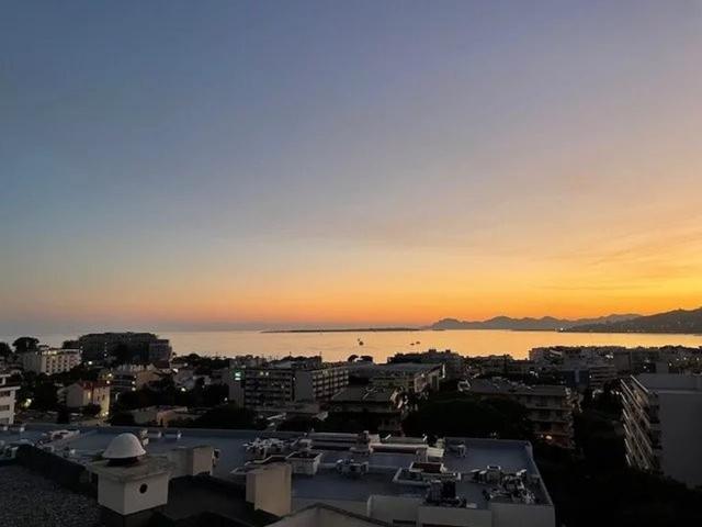 Appartement de 3 chambres de luxe en vente à Antibes, France