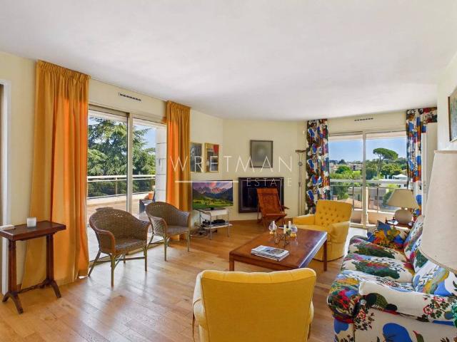 Appartement de 3 chambres de luxe en vente à Antibes, Provence Alpes Côte d'Azur