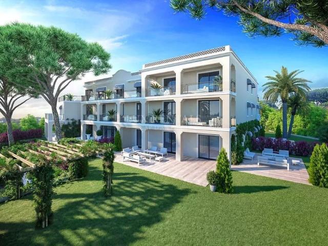Appartement de 3 chambres de luxe en vente à Antibes, Provence Alpes Côte d'Azur