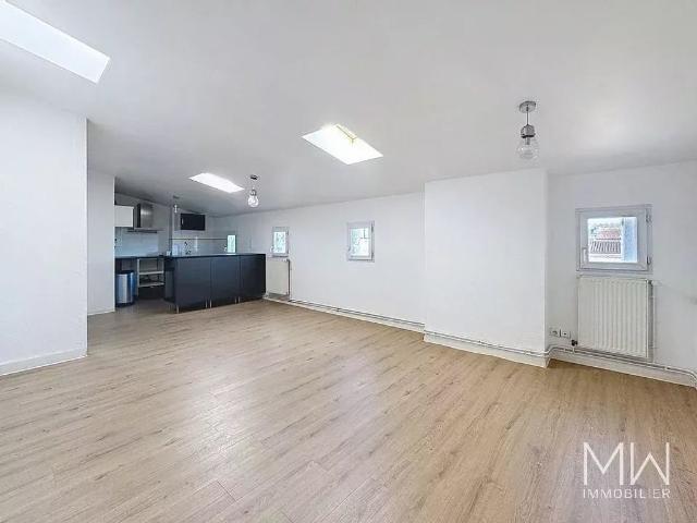 Appartement de 3 chambres de luxe en vente à Bordeaux, France
