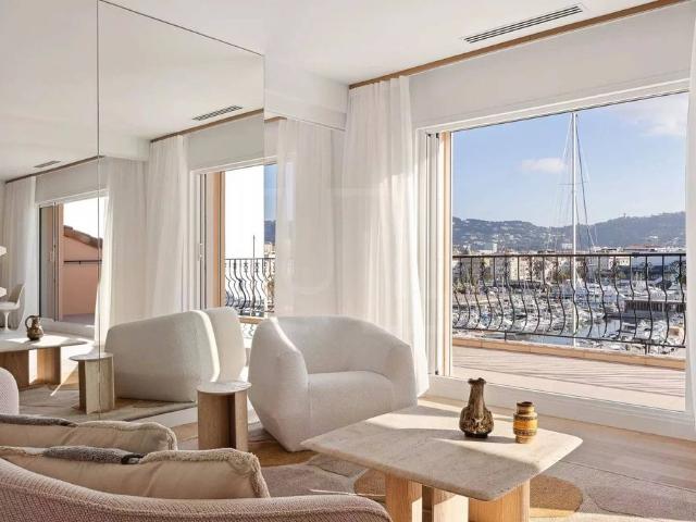 Appartement de 3 chambres de luxe en vente à Cannes, France
