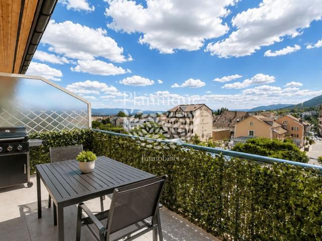 Appartement de 3 chambres de luxe en vente à Gex, Auvergne Rhône Alpes
