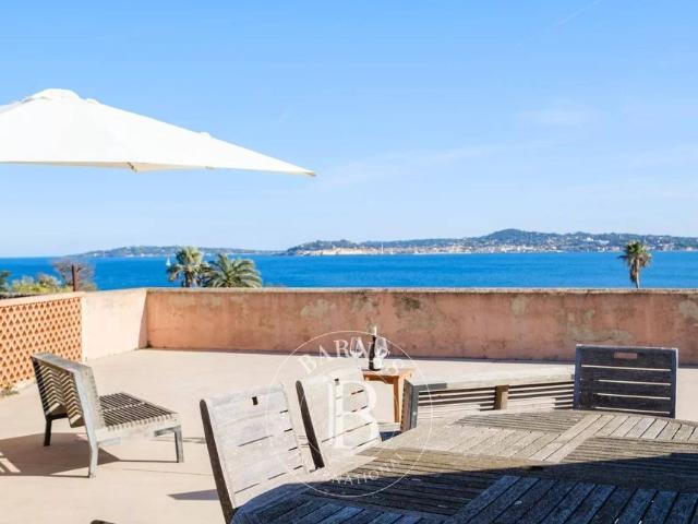 Appartement de 3 chambres de luxe en vente à Grimaud, France
