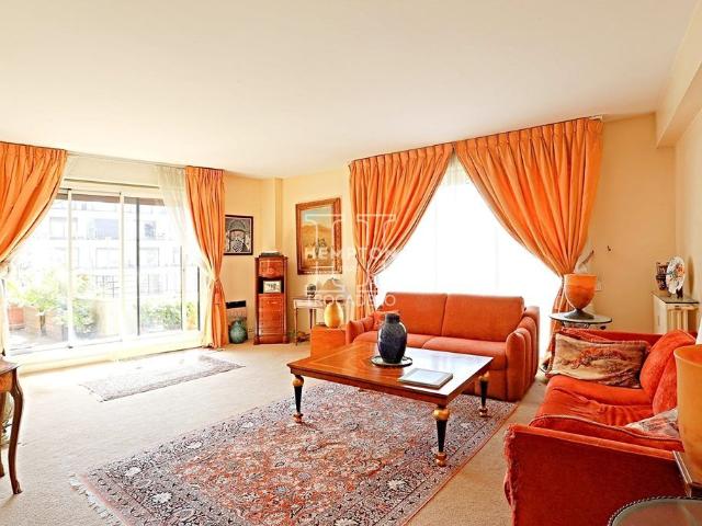 Appartement de 3 chambres de luxe en vente à La Muette, Auteuil, Porte Dauphine, France