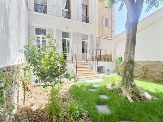 Appartement de 3 chambres de luxe en vente à Marseille, Provence Alpes Côte d'Azur