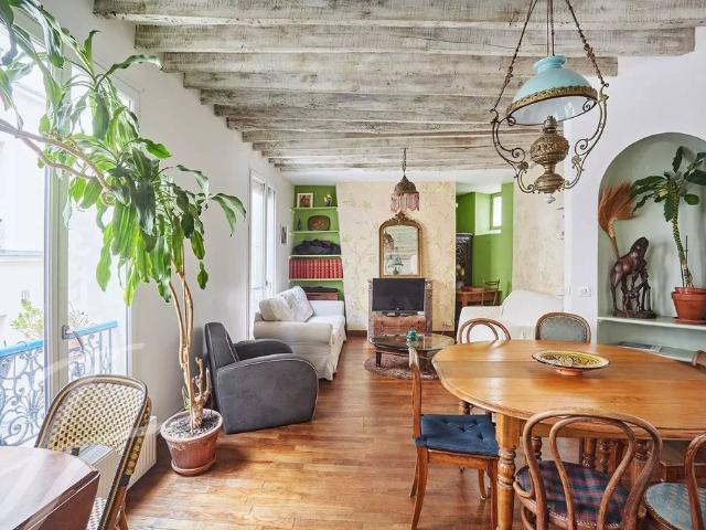 Appartement de 3 chambres de luxe en vente à Montmartre, Abbesses, Grandes Carrières, France
