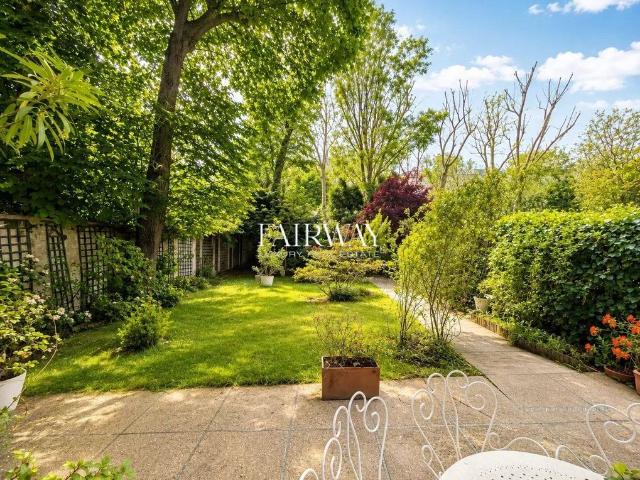 Appartement de 3 chambres de luxe en vente à Neuilly sur Seine, France