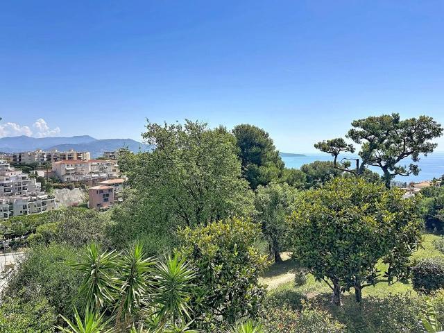 Appartement de 3 chambres de luxe en vente à Nice, France