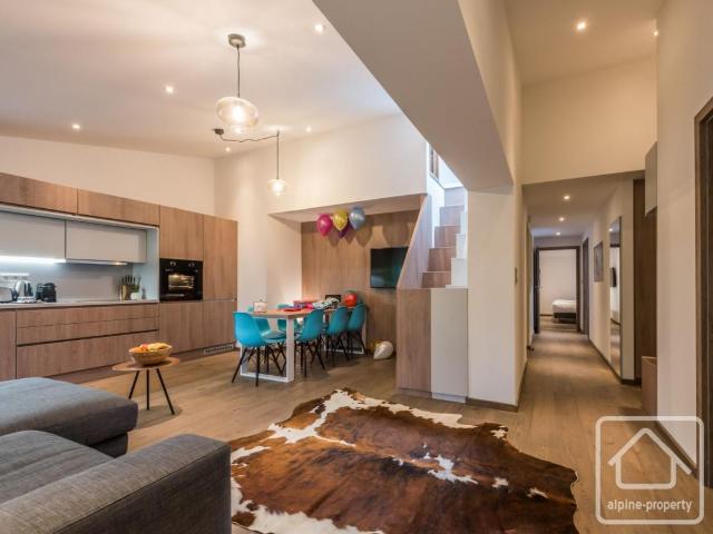 Appartement de 3 chambres, 3 salles de bains et 2 mezzanines