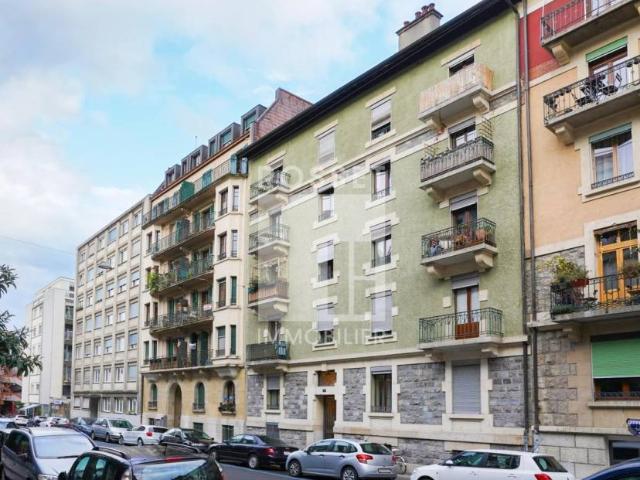 Appartement de 3 pièces au 4ème étage d'environ 54m2