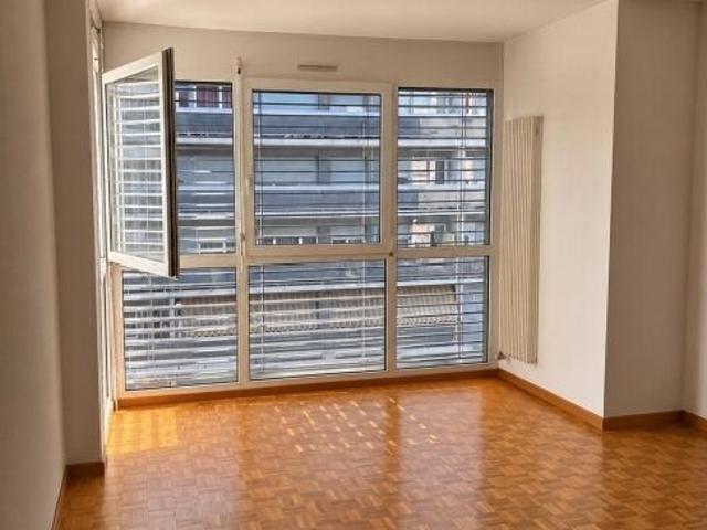 Appartement de 3 pièces au 6ème étage Rue Daubin 22, 1203 Genève