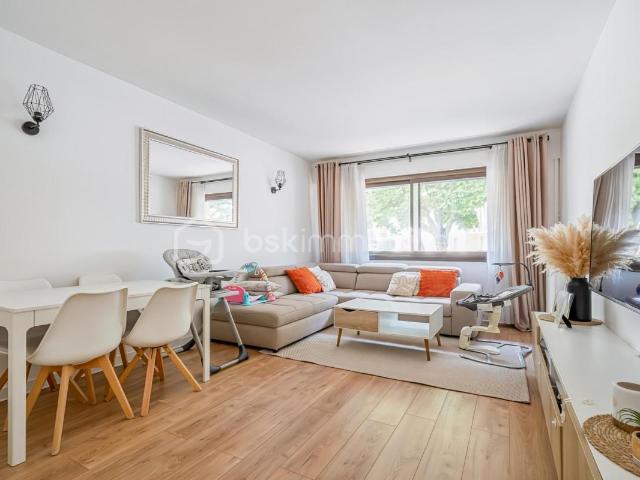 Appartement de 3 pièces avec cave et parking à Livry Gargan 68m2