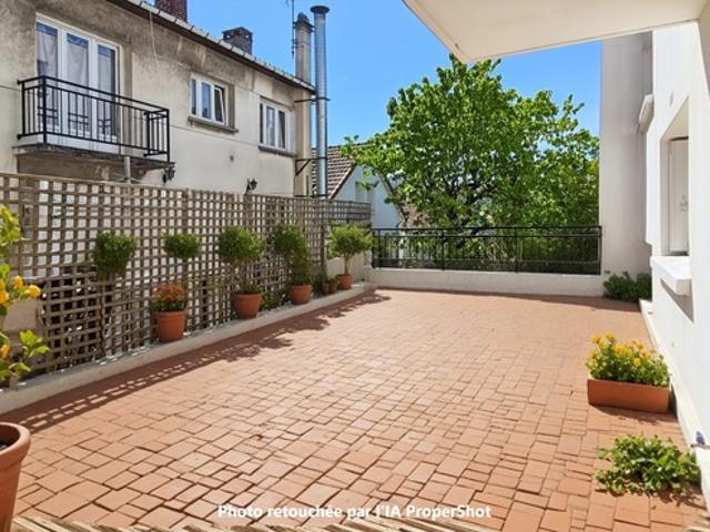 APPARTEMENT DE 3 PIECES AVEC 38m2 d'espaces extérieurs