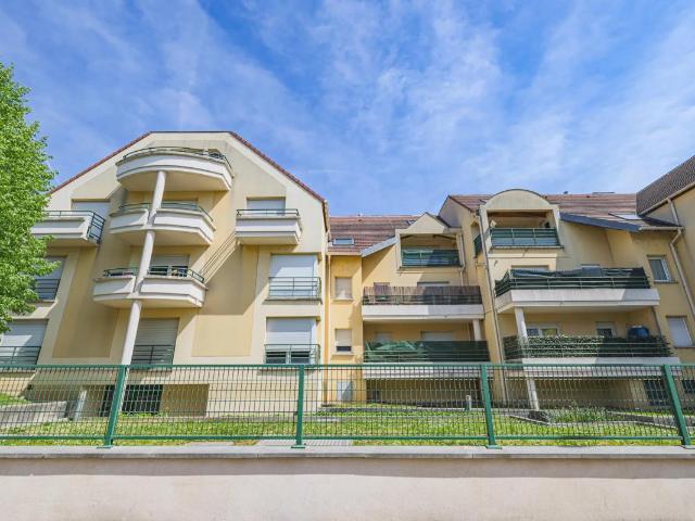 Appartement de 3 pièces de 59 m² à Corbeil Essonnes