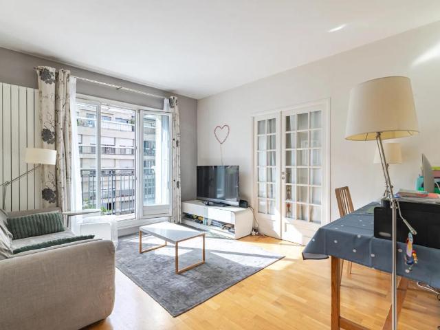 Appartement de 3 pièces de 62 m² situé à Paris
