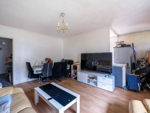 Appartement de 3 pièces de 70 m2 en vente à Tremblay en France